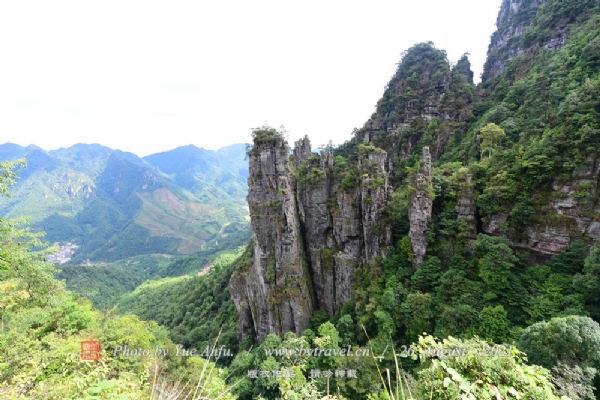 金秀莲花山