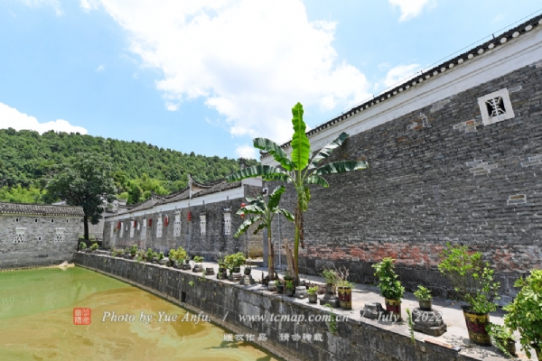 枧头龙家大院