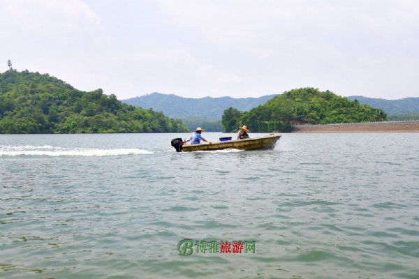 红花湖景区