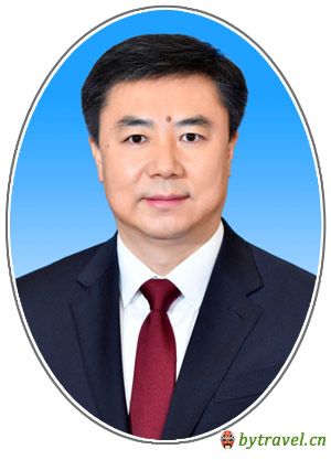 杨博