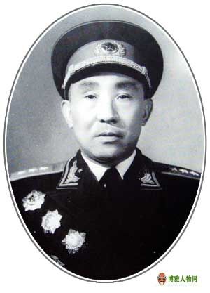 李聚奎