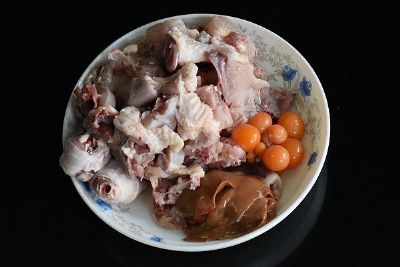 锅油鸡